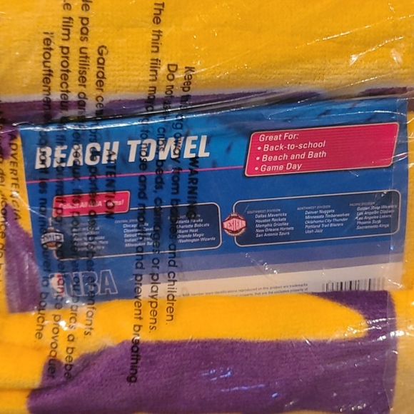 New! NBA Los Angeles Lakers Beach Towel ⛱ - Picture 3 of 5